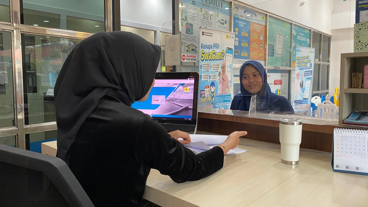 Kartini Masa Kini di PLN UID Kalselteng, Srikandi Turun ke Lapangan Jaga Listrik Tetap Nyala