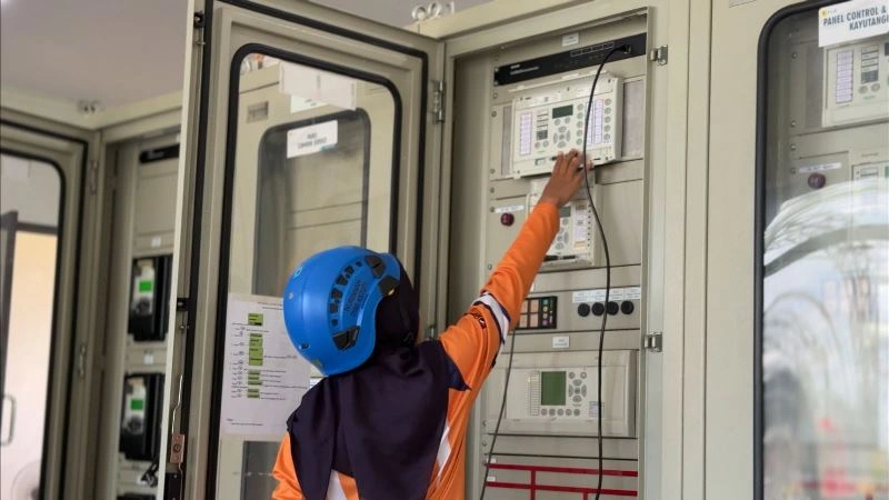 Srikandi PLN di GI Trisakti Banjarmasin, Aksi Kartini Modern Jaga Keandalan Listrik Tanpa Padam