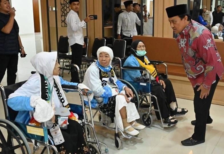 1.577 Jemaah Haji Kalteng Berangkat, Wagub Pesan Jaga Kesehatan dan Kekhusyukan