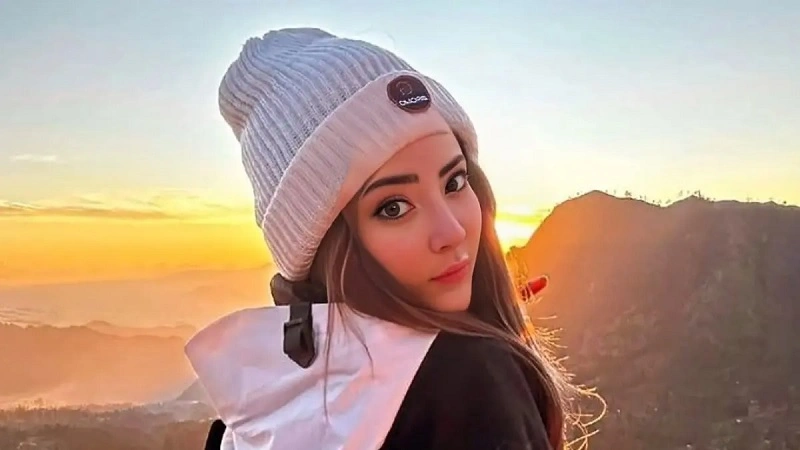 13_Ayu_R