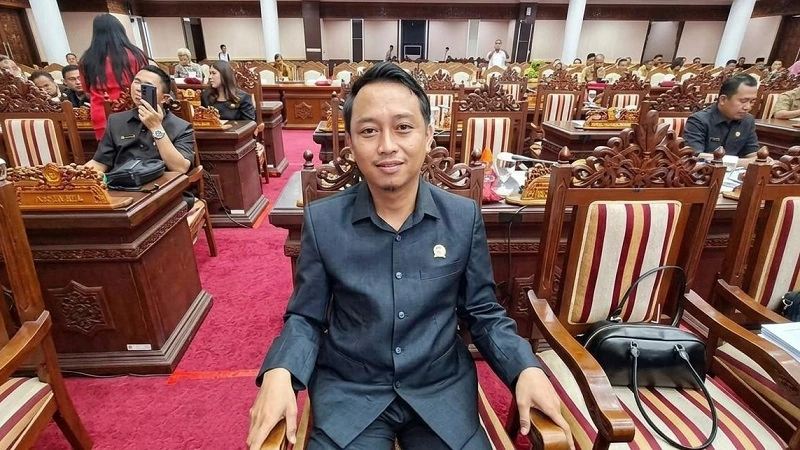 15_Ferry Khaidir