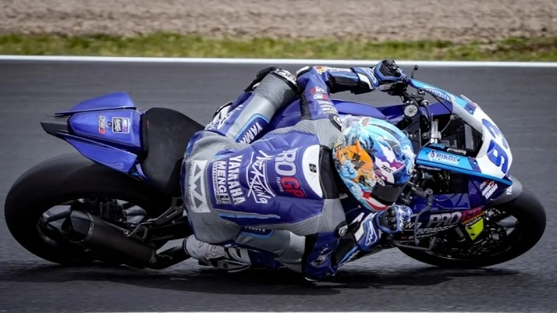28_Sportbike