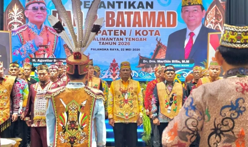 Bupati Seruyan Ahmad Selanorwanda Resmi Pimpin DAD Seruyan, Siap Jalankan Amanah Adat