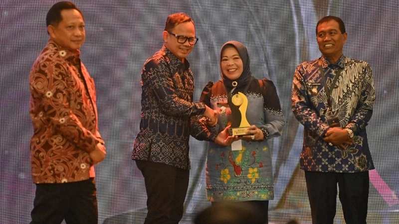 5_Bupati Kobar
