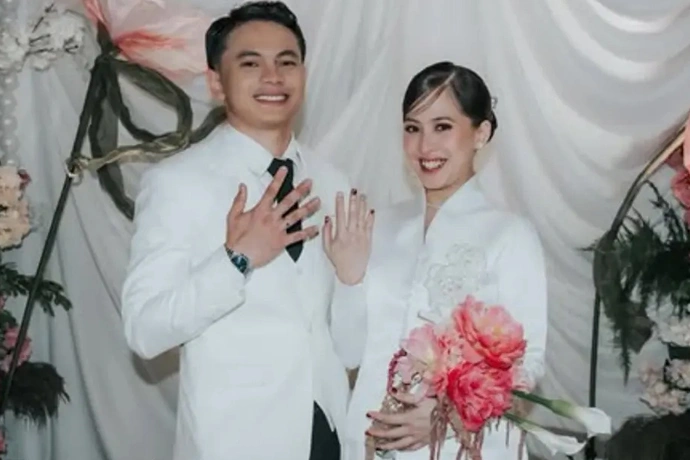 Bikin Heboh! Adhisty Zara Umumkan Kehamilan Bersamaan dengan Bagikan Kabar Pernikahan