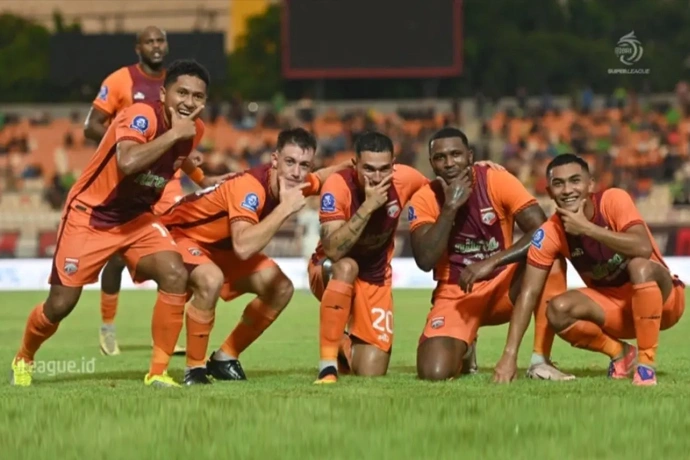 bORNEO fc
