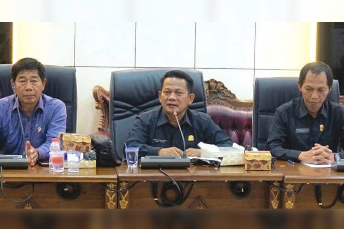 DPRD Batara