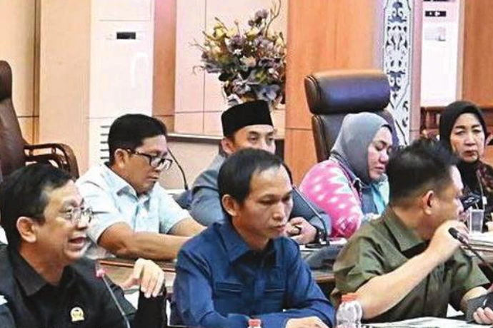 DPRD Batara