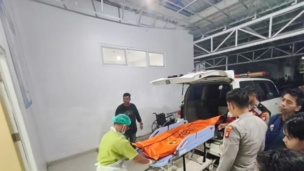 evakuasi-seorang-karyawan-jetty-ditemukan-meninggalrenokaltengposjawaposcom-WRujF