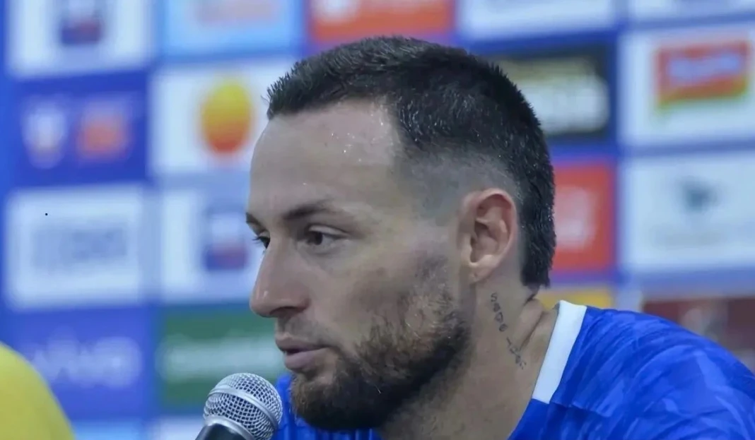 Gelandang Persib Marc Klok
