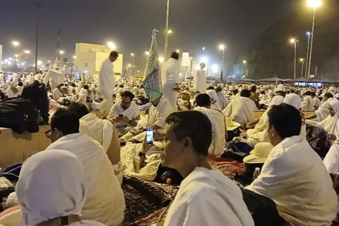 Muzdalifah, Malam Sunyi Di Antara Arafah Dan Mina Yang Menyimpan Kekhusyukan Jutaan Jemaah Haji