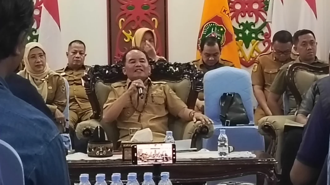 Gubernur Kalteng, Agustiar Sabran.