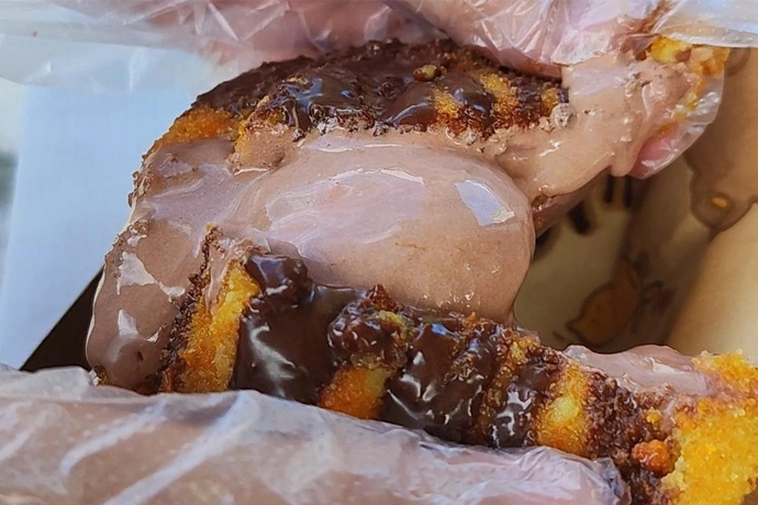 Dinginnya Es Krim Goreng Lumora: Buah Manis Perjuangan dari Kamar Kos