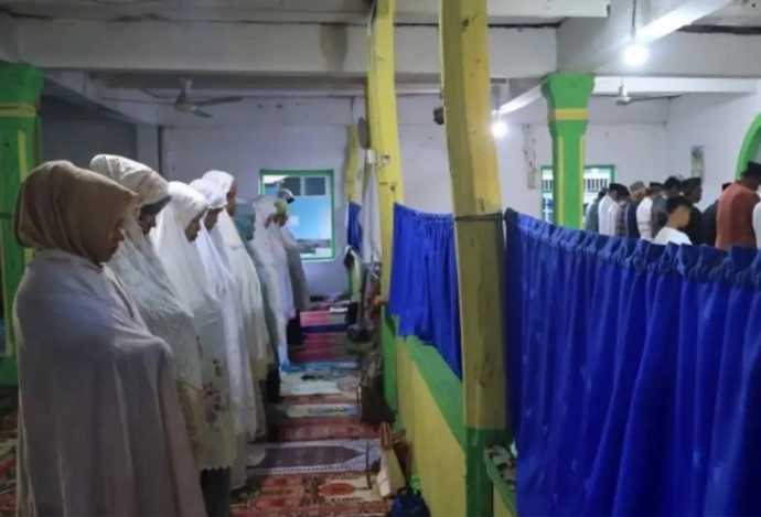 Jamaah Naqsyabandiyah di Padang Sudah Salat Idul Adha Lebih Awal