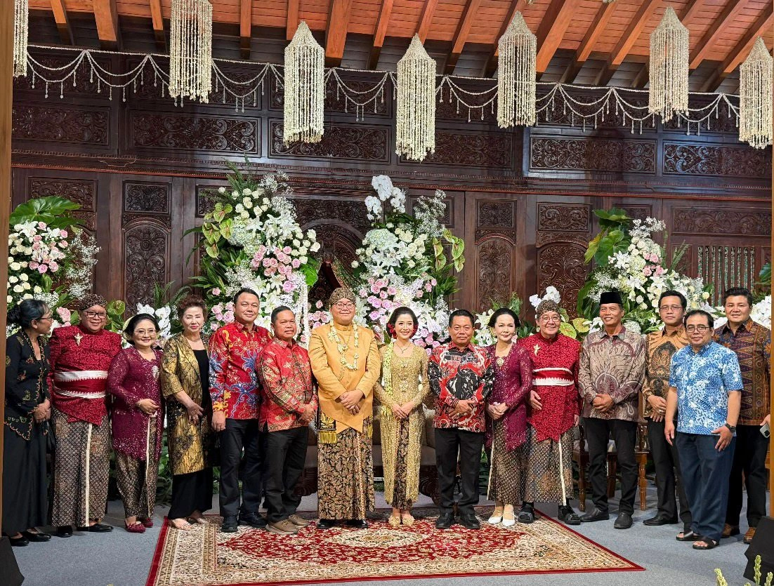 Yohanes Sampaikan Doa untuk Putri Sekjen PDI-P yang Menikah di Sleman