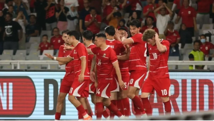 10_Timnas John