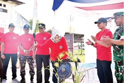 15_Bupati Kobar