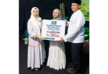 Bentuk Perhatian! Anggota DPR Seruyan, Aliansyah Berikan Bantuan Tunai bagi Calon Santri di Desa Lanpasa 16_Seruyan_Aliansyah