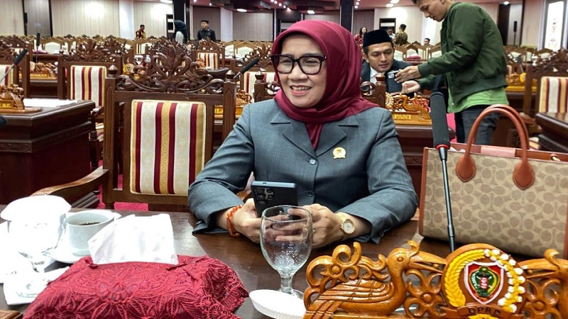 18_Siti Nasfiah