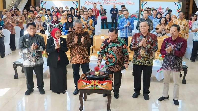 30_Bupati Kotim_Si Penyang