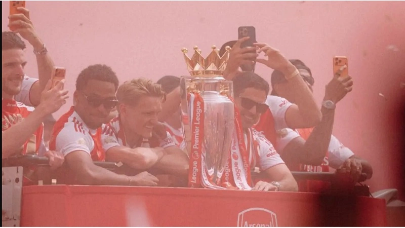 4_Parade Arsenal