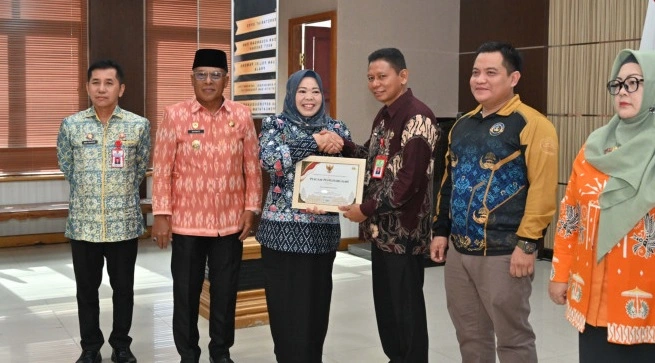 8_Bupati Kobar