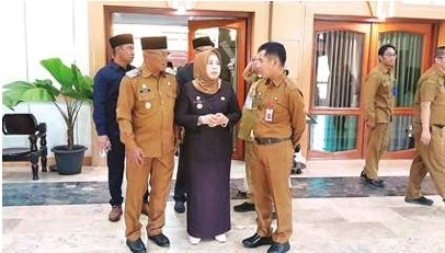 8_Bupati Kobar2