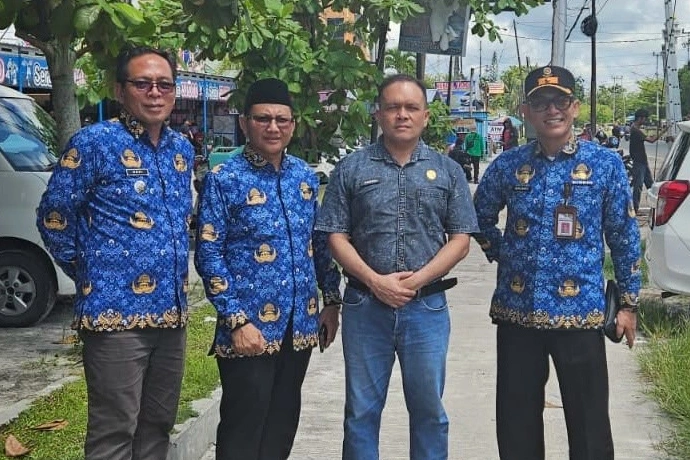 Penataan Kabel di Palangka Raya: Khemal Nasery Berikan Dukungan dan Harapan untuk Kota yang Lebih Indah