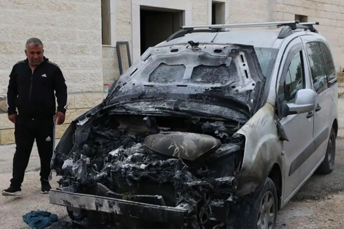 Pemukim Israel Bakar Kendaraan Hingga Pintu Masjid Di Ramallah