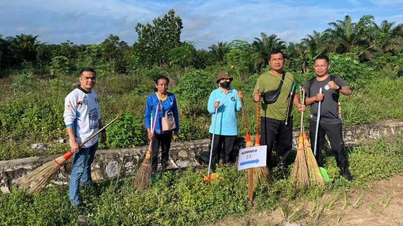 Pemkab Lamandau Konsisten Gelar Jumat Bersih, Bangun Budaya Peduli Lingkungan