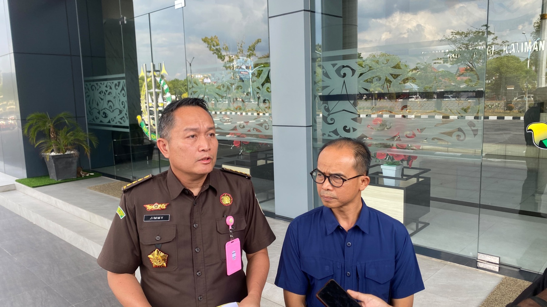 Kejati Kalteng Tetapkan PT IM dan PT KBM sebagai Tersangka Korporasi Kasus Korupsi Penjualan Zirkon
