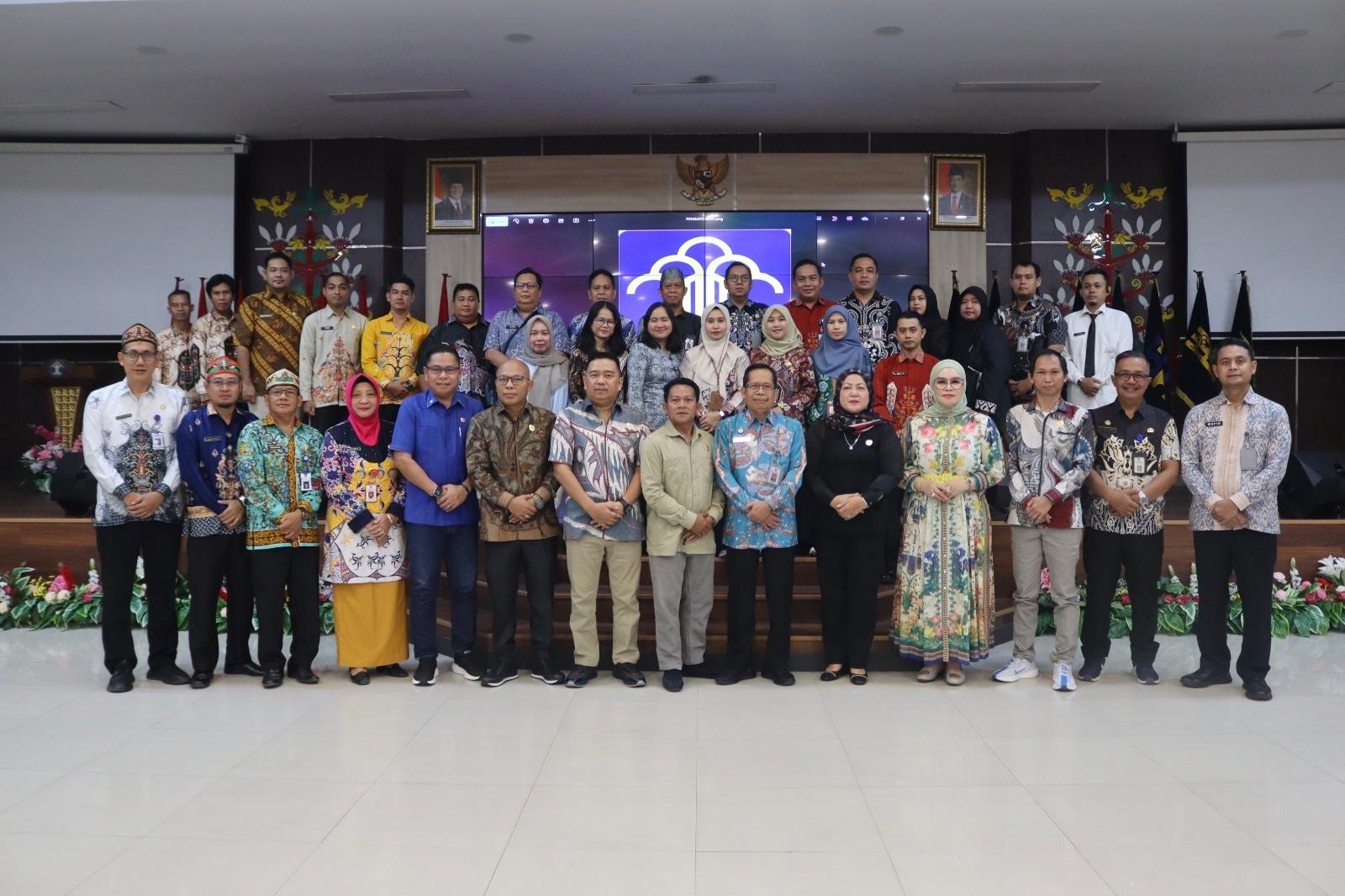 Kemenkum Kalteng Sinkronisasikan Dua Ranperda Strategis Barito Utara, Perkuat Tertib Administrasi dan Perlindungan Petani