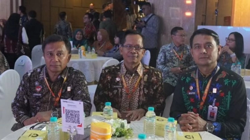 Kepala Kanwil Kemenkum Kalteng, Hajrianor, menghadiri Rapat Koordinasi Pengendalian Kinerja Semester I Tahun 2026 yang diselenggarakan Kementerian Hukum di Jakarta, Kamis (2/7/2026). (FOTO: HUMAS KANWIL KEMENKUM KALTENG)