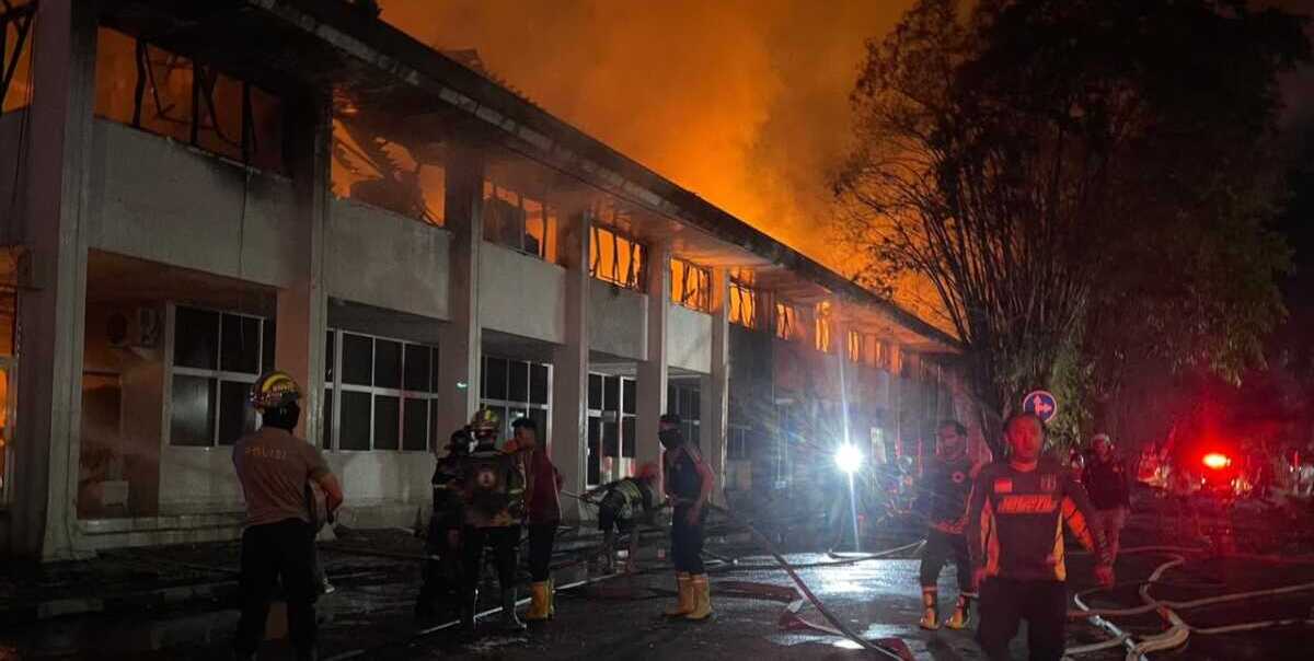 CCTV Diamankan, Penyebab Kebakaran Gedung Kesra Kalteng Masih Misteri