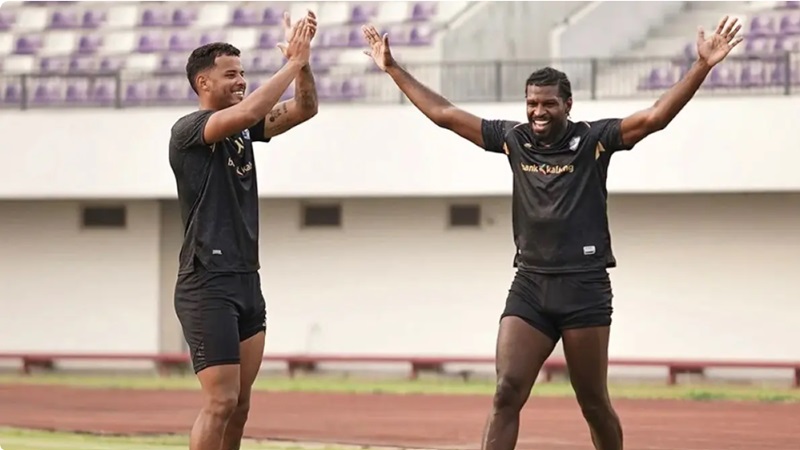 Isen Mulang Kalteng FC Datangkan 3 Asal Brasil untuk Posisi Pemain Belakang dan Sayap
