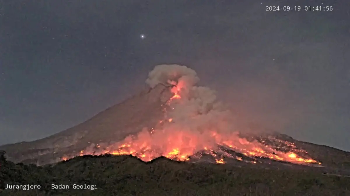 Semeru Erupsi, Masyarakat Diimbau Harus Waspada